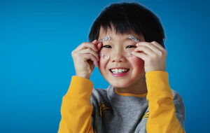 大府市（愛知県）の歯医者、斎藤歯科医院で、乳歯が”キレイ”は要注意？乳歯に隙間がない子が直面する『永久歯の渋滞』とは。を解説